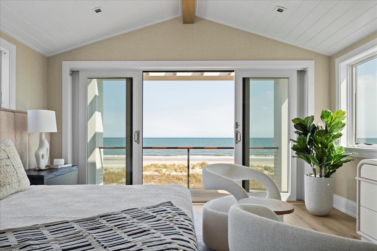 83 E 25th St Avalon, NJ 08202