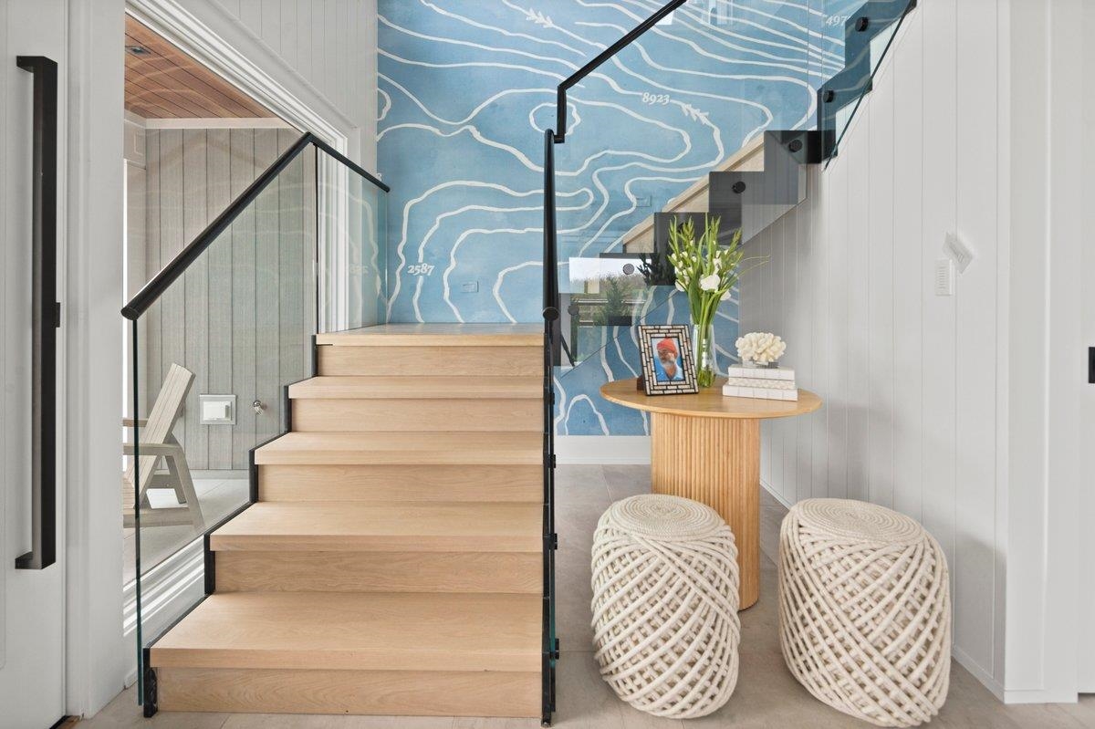 83 E 25th St Avalon, NJ 08202