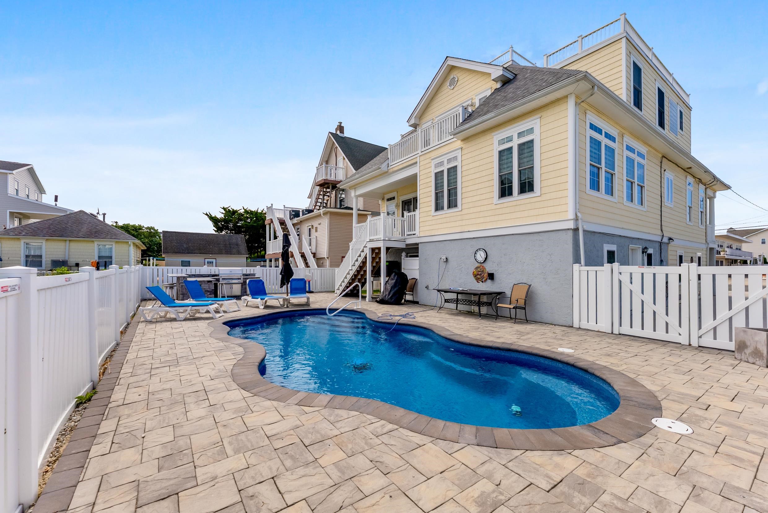 221 E 21st Ave North Wildwood, NJ 08260