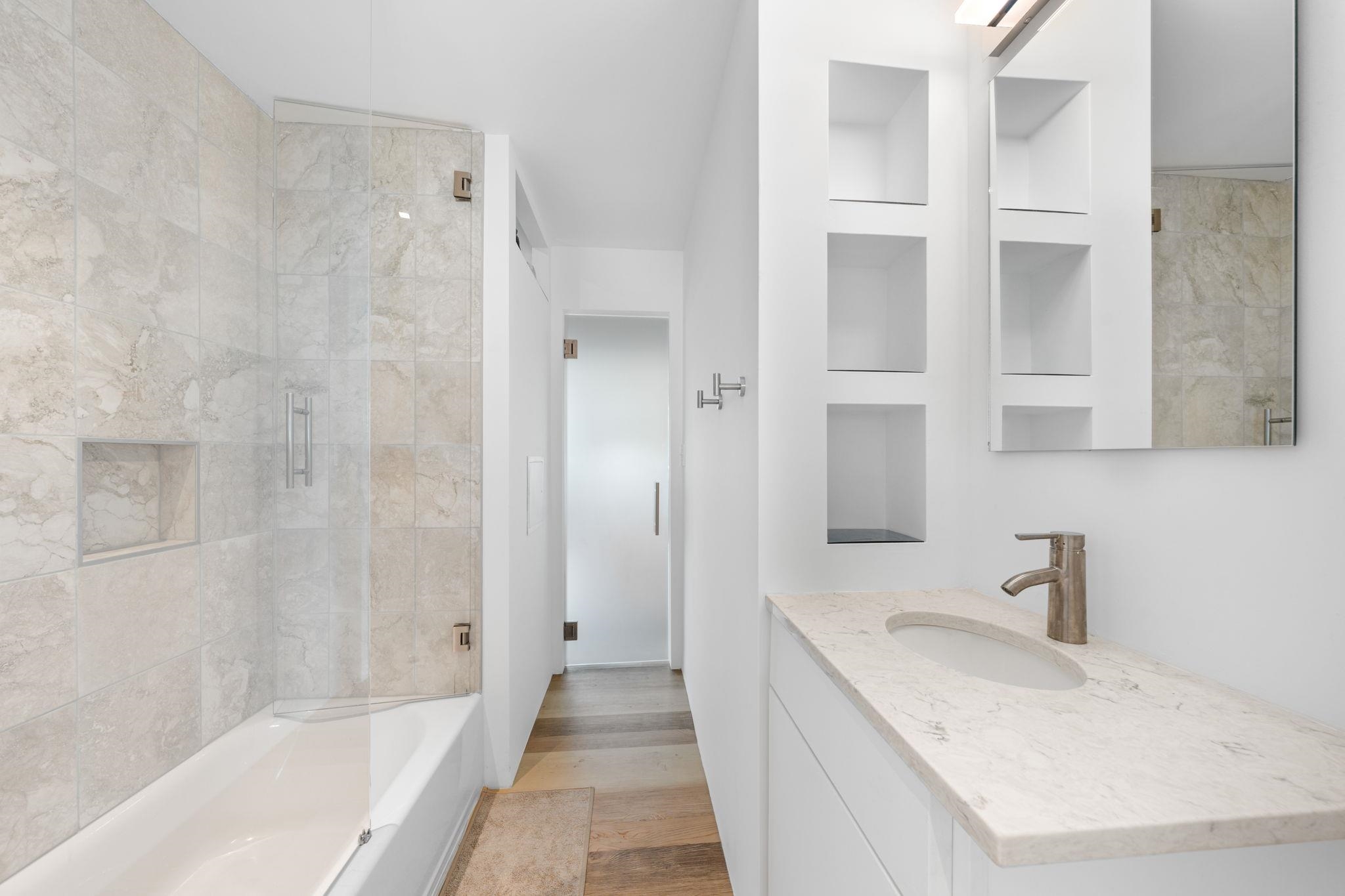 2988 1st Ave Avalon, NJ 08202